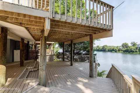 Exterior - 1401 Waters Edge Dr, Augusta, GA 30901 photo 6 of 11