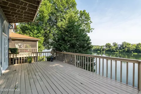 Exterior - 1401 Waters Edge Dr, Augusta, GA 30901 photo 2 of 11