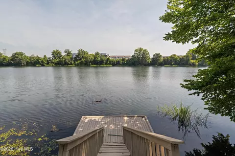 View/Area - 1401 Waters Edge Dr, Augusta, GA 30901 photo 7 of 12