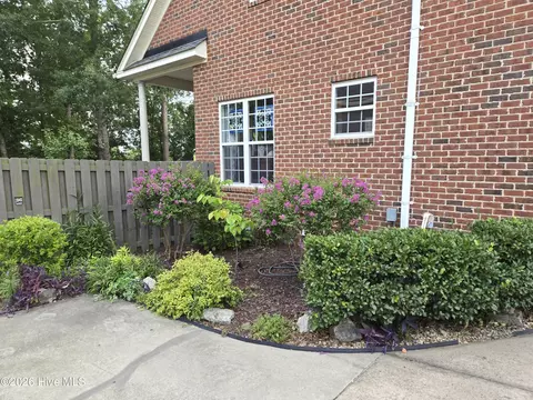 Exterior - 705 Brownsfield Ln, Evans, GA 30809 photo 6 of 24