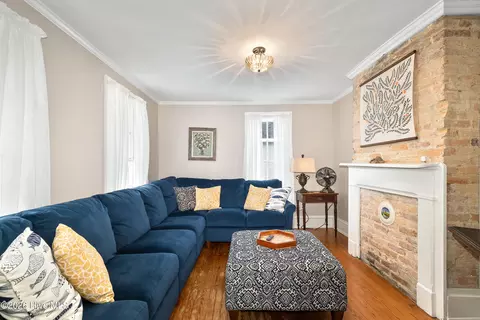 Living - 123 E Gale St, Edenton, NC 27932 photo 1 of 1