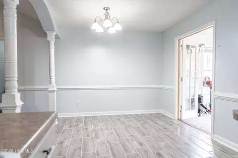 Dining - 1431 Hylan Ave, Hamlet, NC 28345 photo 1 of 1