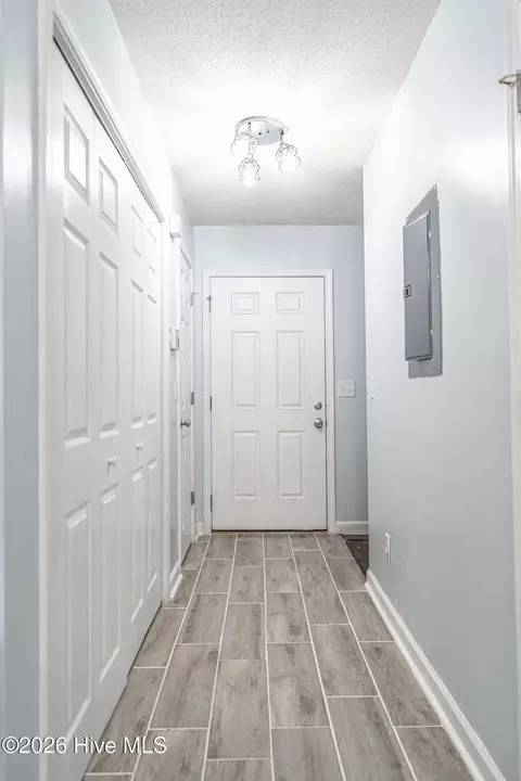 Entry Way - 1431 Hylan Ave, Hamlet, NC 28345 photo 7 of 7