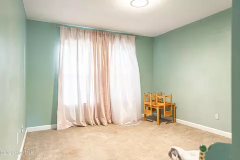 Bedroom - 1431 Hylan Ave, Hamlet, NC 28345 photo 6 of 7