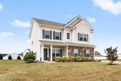 Exterior - 228 Monroe Fields Dr, Benson, NC 27504 photo 4 of 8