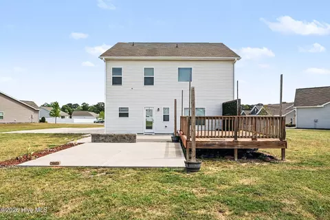 Exterior - 228 Monroe Fields Dr, Benson, NC 27504 photo 5 of 8