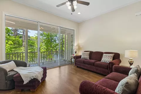 Living - 9 Caravel Cir, Mccormick, SC 29835 photo 1 of 3