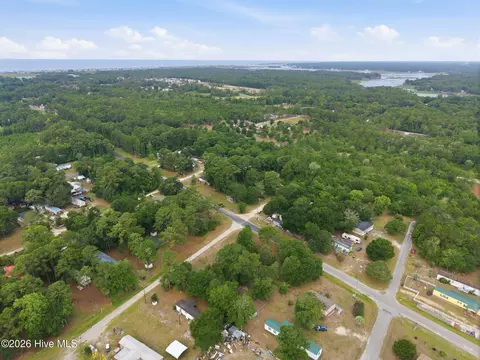 2096 River St SW, Supply, NC 28462 photo 5