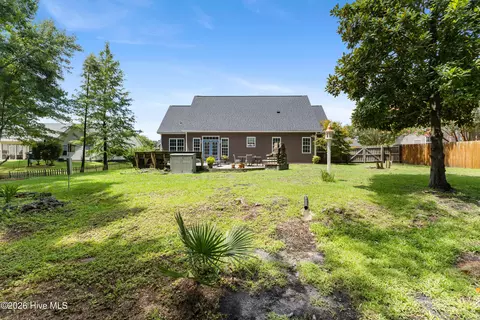 Exterior - 178 Emerald Ridge Dr, Hampstead, NC 28443 photo 7 of 7