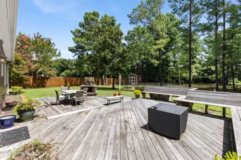 Exterior - 178 Emerald Ridge Dr, Hampstead, NC 28443 photo 4 of 7