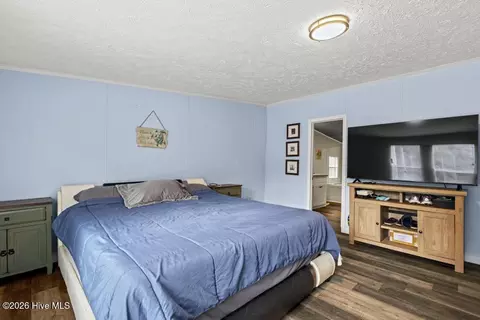 Bedroom - 126 Elizabeth Dr E, Hubert, NC 28539 photo 8 of 8
