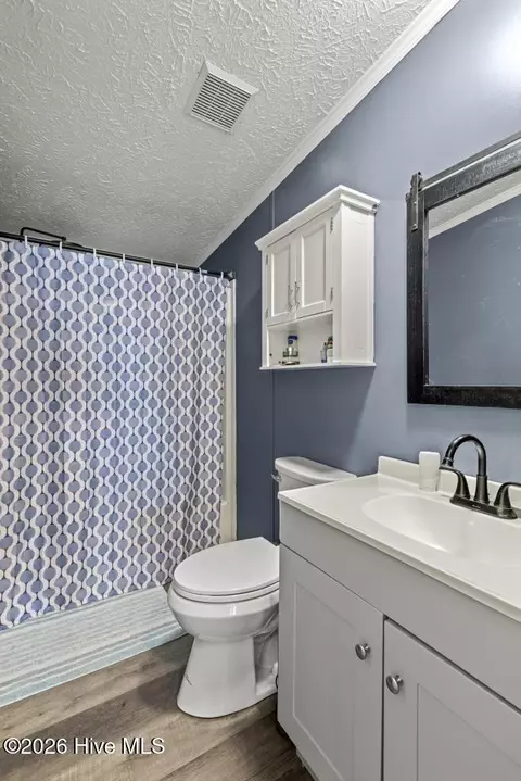 Bath - 126 Elizabeth Dr E, Hubert, NC 28539 photo 1 of 4