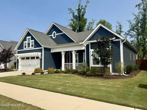2528 Lakeside Cir, Wilmington, NC 28401