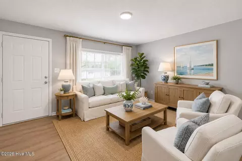 Living - 2140 Veterans Dr, Augusta, GA 30909 photo 1 of 7