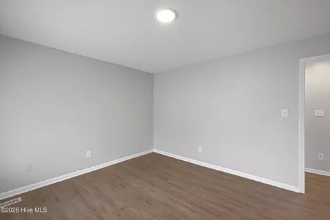 Bedroom - 2140 Veterans Dr, Augusta, GA 30909 photo 2 of 5