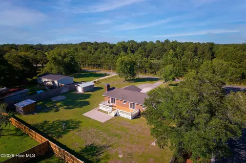 View/Area - 685 Edens Ln, Hampstead, NC 28443 photo 2 of 3