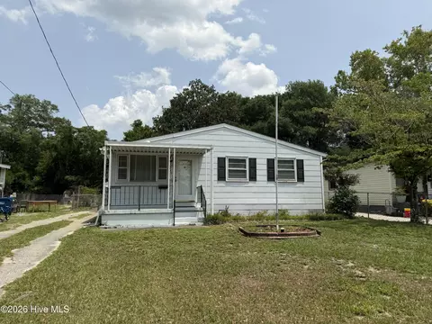 2409 Louisiana St, Wilmington, NC 28401