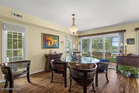 Dining - 148 E Ivybridge Dr, Hubert, NC 28539 photo 2 of 3