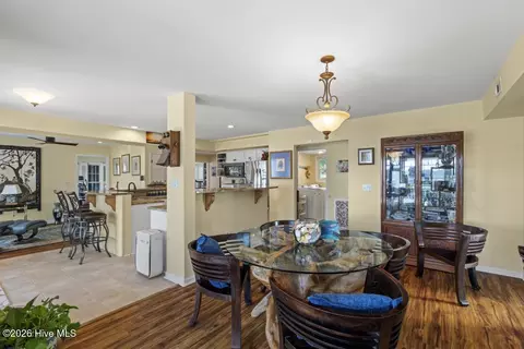 Dining - 148 E Ivybridge Dr, Hubert, NC 28539 photo 3 of 3