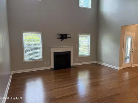Living - 530 N Ridgecrest St, Pinebluff, NC 28373 photo 2 of 6