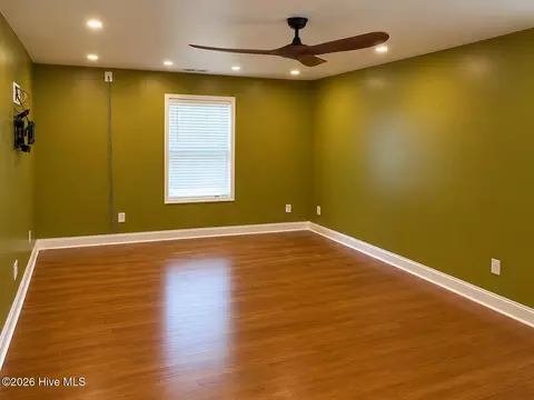 Living - 530 N Ridgecrest St, Pinebluff, NC 28373 photo 6 of 6