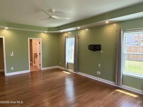 Living - 530 N Ridgecrest St, Pinebluff, NC 28373 photo 5 of 6