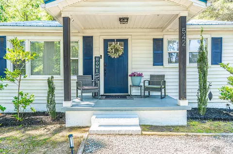 542 Amos Bridges Rd, Sanford, NC 27330