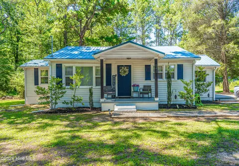 542 Amos Bridges Rd, Sanford, NC 27330
