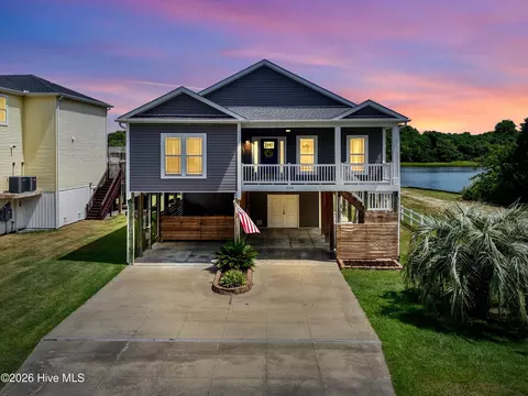 1308 E Yacht Dr, Oak Island, NC 28465
