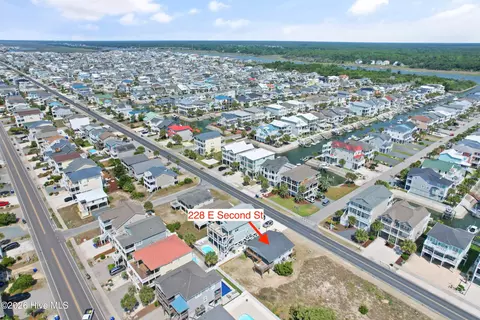 View/Area - 228 E Second St, Ocean Isle Beach, NC 28469 photo 9 of 15