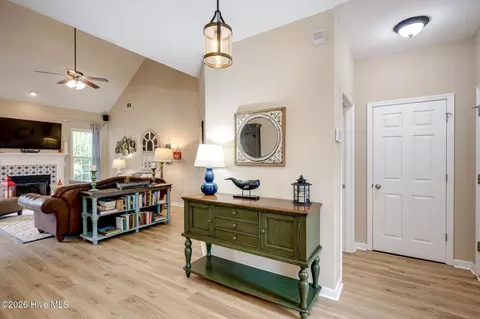 Entry Way - 1104 Hunters Cv, Evans, GA 30809 photo 1 of 3