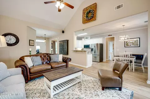 Living - 1104 Hunters Cv, Evans, GA 30809 photo 1 of 1