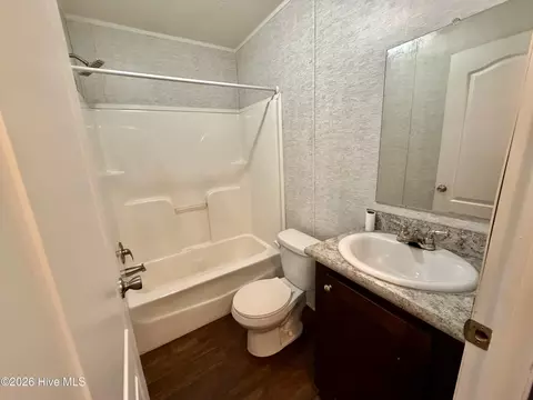 Bath - 167 Squirrel Rd, Clarks Hill, SC 29821 photo 4 of 5