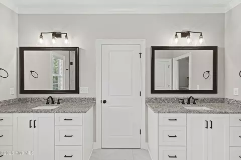 Bath - 749 Whitney Shoals Rd, Evans, GA 30809 photo 3 of 4