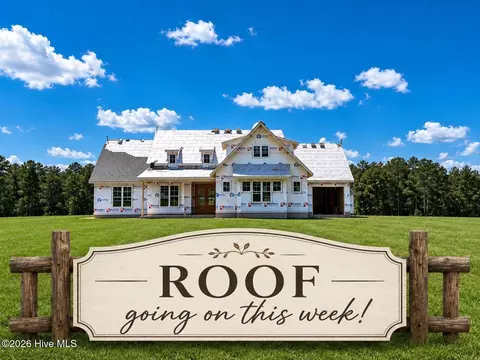 1105 Harnett Rd, Cameron, NC 28326