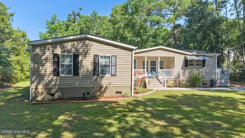 1947 Sloop Point Loop Rd, Hampstead, NC 28443 photo 2