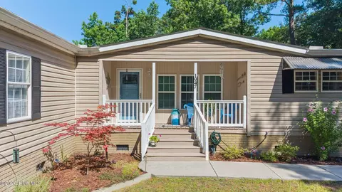 1947 Sloop Point Loop Rd, Hampstead, NC 28443 photo 12