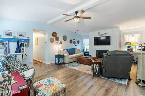 1947 Sloop Point Loop Rd, Hampstead, NC 28443 photo 19