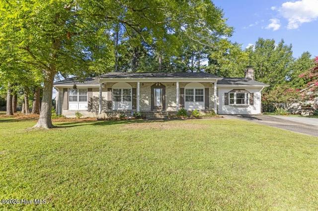 26 Edith Dr, Jacksonville, NC 28540
