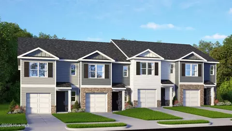248 Maddox Dr, Aberdeen, NC 28315