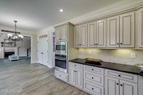 Kitchen - 1173 Waltons Pass, Evans, GA 30809 photo 6 of 6