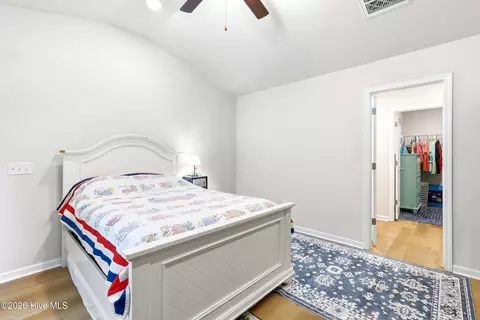 Bedroom - 530 Poppleton Dr, Hampstead, NC 28443 photo 4 of 7