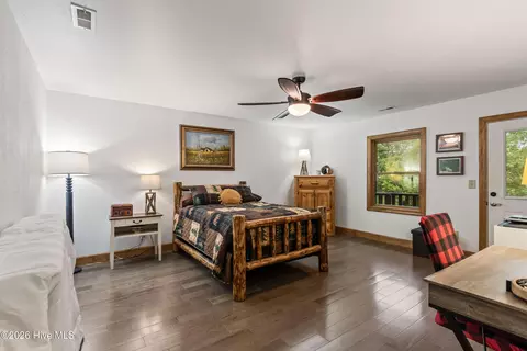 Bedroom - 380 Bear Trl, Murphy, NC 28906 photo 11 of 11
