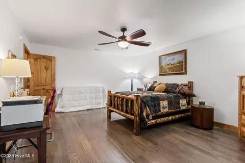 Bedroom - 380 Bear Trl, Murphy, NC 28906 photo 9 of 11