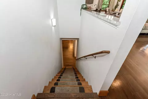 Entry Way - 380 Bear Trl, Murphy, NC 28906 photo 7 of 13
