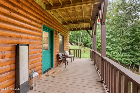 Exterior - 380 Bear Trl, Murphy, NC 28906 photo 7 of 16