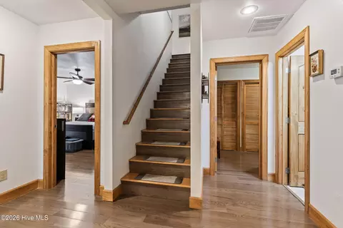 Entry Way - 380 Bear Trl, Murphy, NC 28906 photo 9 of 13