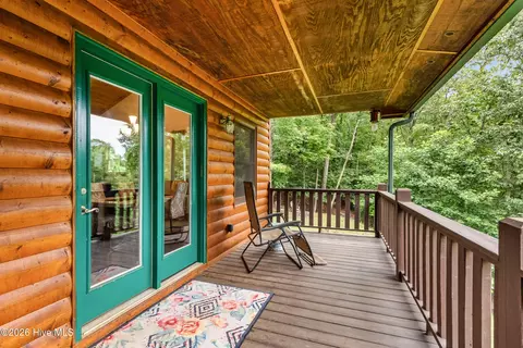 Exterior - 380 Bear Trl, Murphy, NC 28906 photo 4 of 16