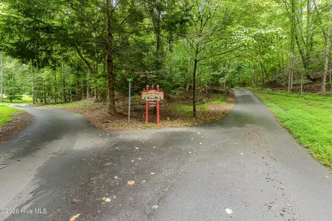 Exterior - 380 Bear Trl, Murphy, NC 28906 photo 16 of 16