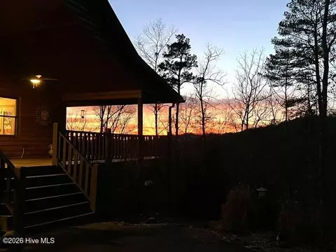 Exterior - 380 Bear Trl, Murphy, NC 28906 photo 14 of 16